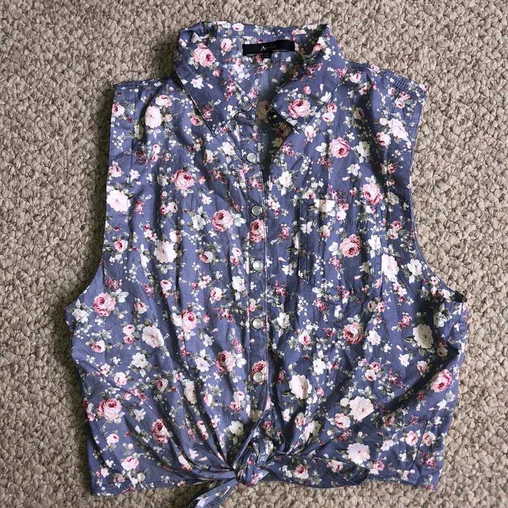 Floral Button-up Tie Shirt